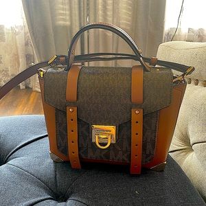 Michael Kors Manhattan Medium Leather and Logo Satchel